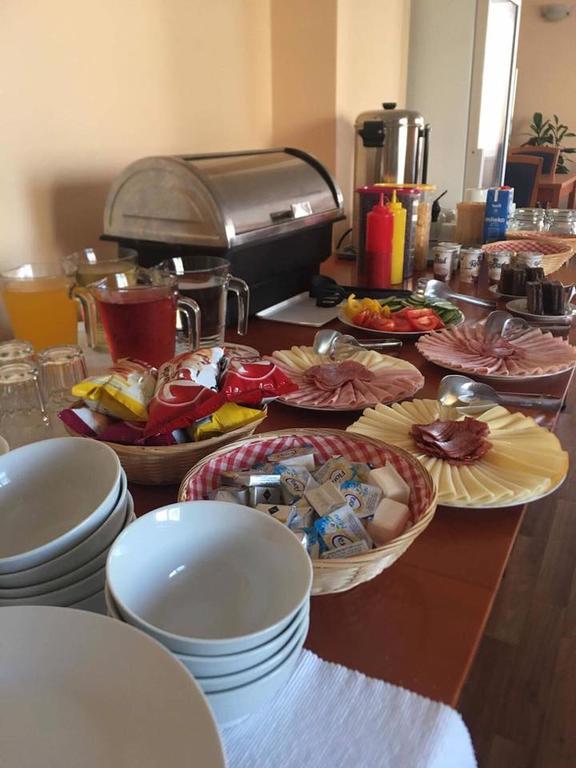 Hotel Sedlecky Dvur Sedlec  Esterno foto